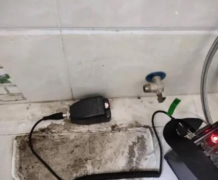 东营屋顶漏水维修公司分享下卫生间漏水的危害及解决方法